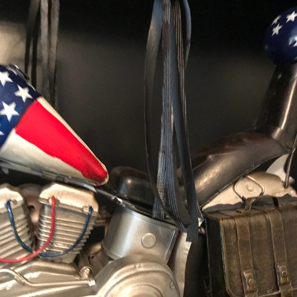 Harley Davidson Motorcycle. Collectable Metal. NEW - Picture 2 of 8